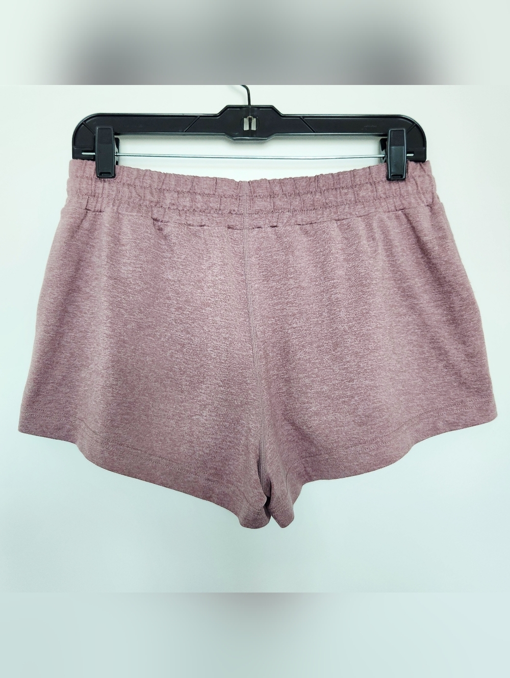 Vuori Women's Performance Shorts - Orchid Heather? - Size Small - VW339 - Picture 2 of 6